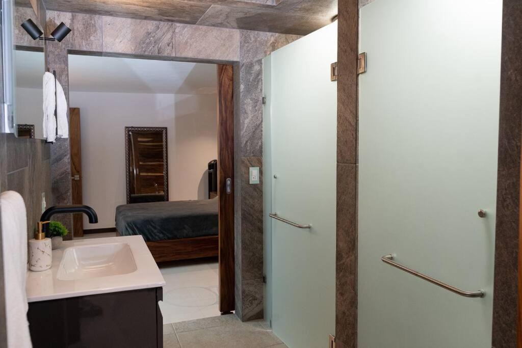 Zitacuaro Apartment | Árbol de Guanacaste