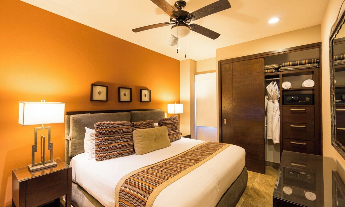 Romantic Zone Condo | 1 bed 1 bath Mountain View Suite · R208