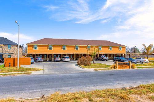 Pharr Apartment | 102 m² Apartment ∙ 2 bedrooms ∙ 6 guests