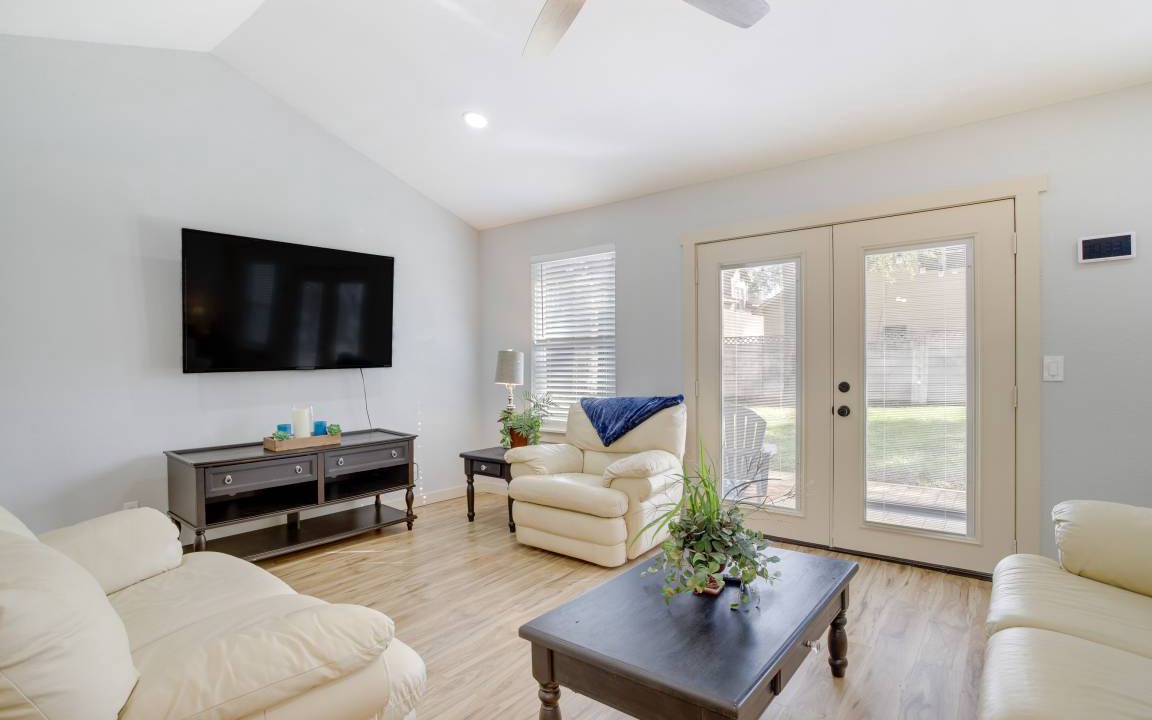 Conroe House | 143 m² House ∙ 4 bedrooms ∙ 8 guests