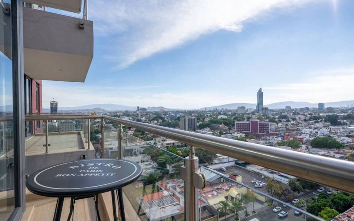 Zona Minerva Apartment | 150 m² Apartment ∙ 3 bedrooms ∙ 6 guests