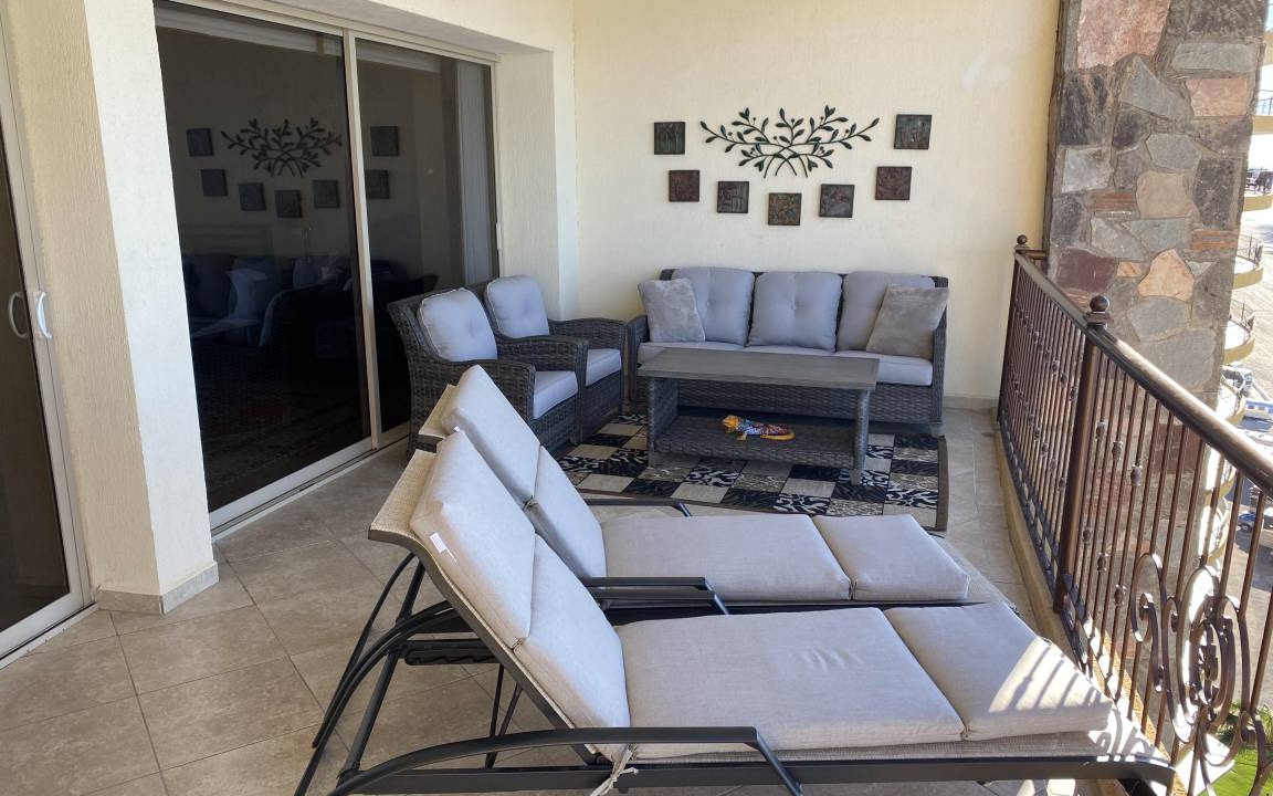 Bella Vista Condo | 169 m² Condo ∙ 2 bedrooms ∙ 4 guests