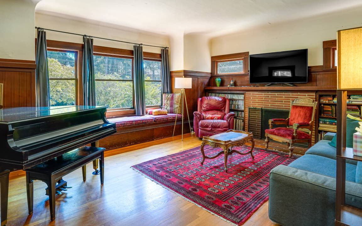 Elmwood House | 183 m² House ∙ 3 bedrooms ∙ 6 guests