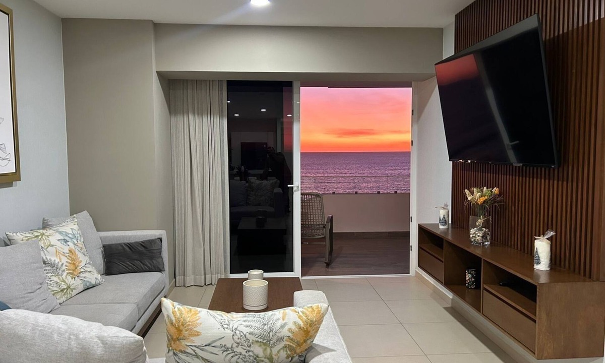Mazatlan Apartment | 2-bedroom apartment with ocean view with AC, fitness room, WiFi pool playground