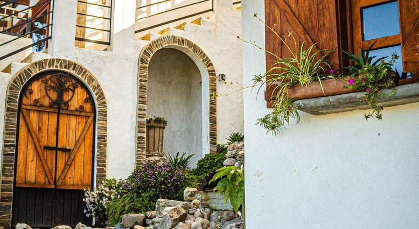 Tapalpa Hotel | 200 m² Hotel ∙ 8 bedrooms ∙ 27 guests