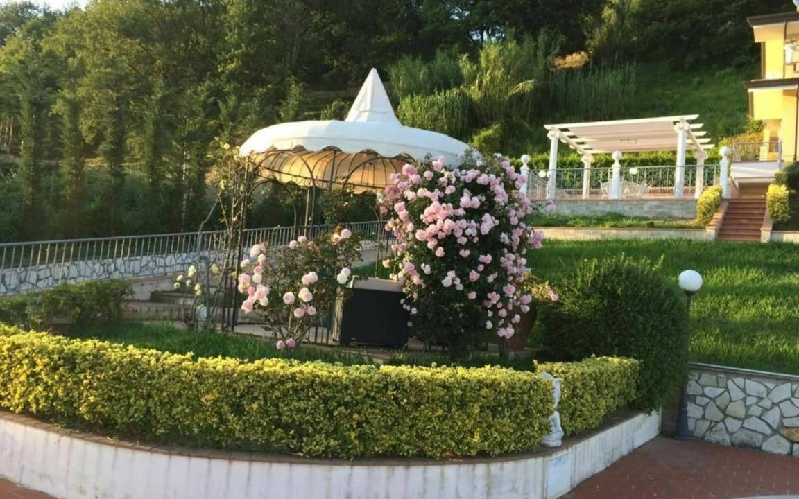 Corsanico Villa | 250 m² Villa ∙ 3 bedrooms ∙ 8 guests