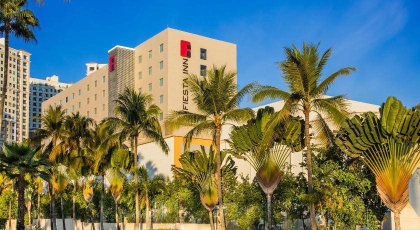 South Hotel Zone Hotel | 26 m² Hotel ∙ 127 guests