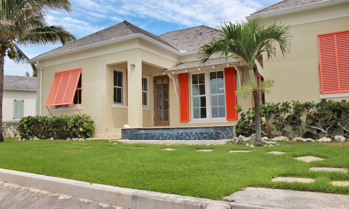 Schooner Bay House | 3 Bed 3 Bath Waterfront House located in Schooner Bay, Abaco