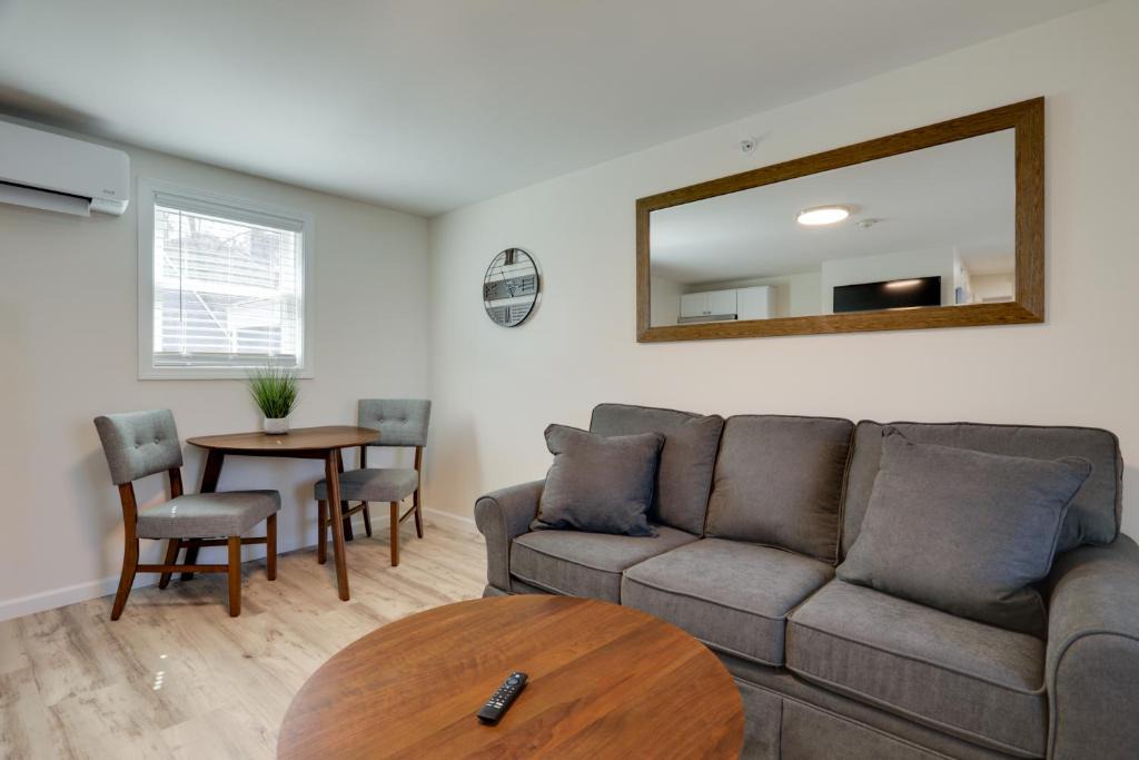 Wareham Apartment | 3 Mi to Beach & Pier: Pet-Friendly Cape Cod Apt!