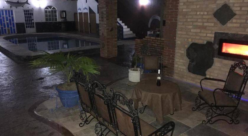Rincon de Guayabitos Hotel | 30 m² Hotel ∙ 8 guests