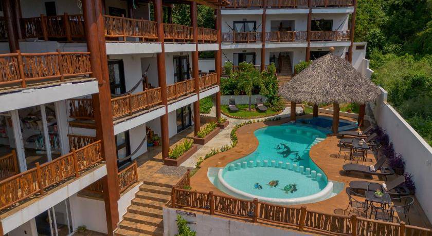 Troncones Hotel | 32 m² Hotel ∙ 6 guests