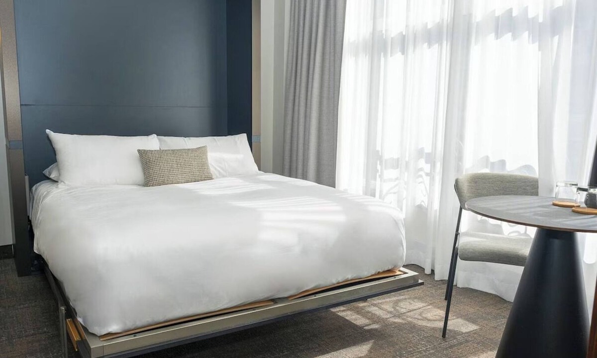 Old Montreal Hotel | 4 Family-Friendly Comfort at Stylish Suites Near Underground City Shopping!