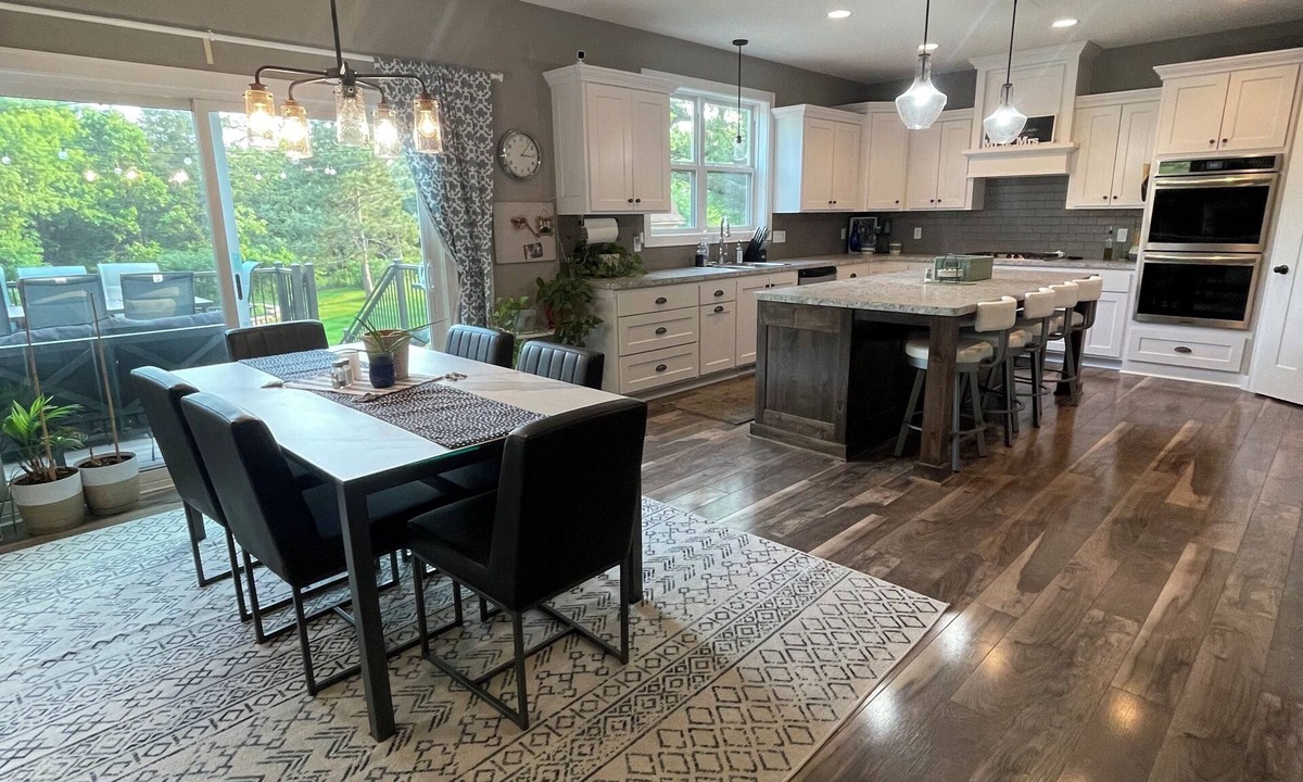 Ramsey House | 5 bedrooms, lots of space indoors & out for entertaining, close to golf courses!