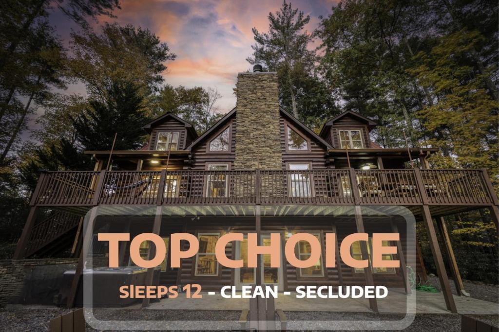 Epworth Ski Chalet | 5BR Modern Mountain Top Retreat, Jacuzzi & Firepit, Million Dollar View, Gigabit Internet