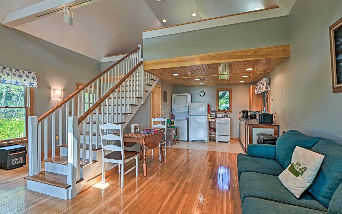 Stonington Apartment | 65 m² Apartment ∙ 2 guests