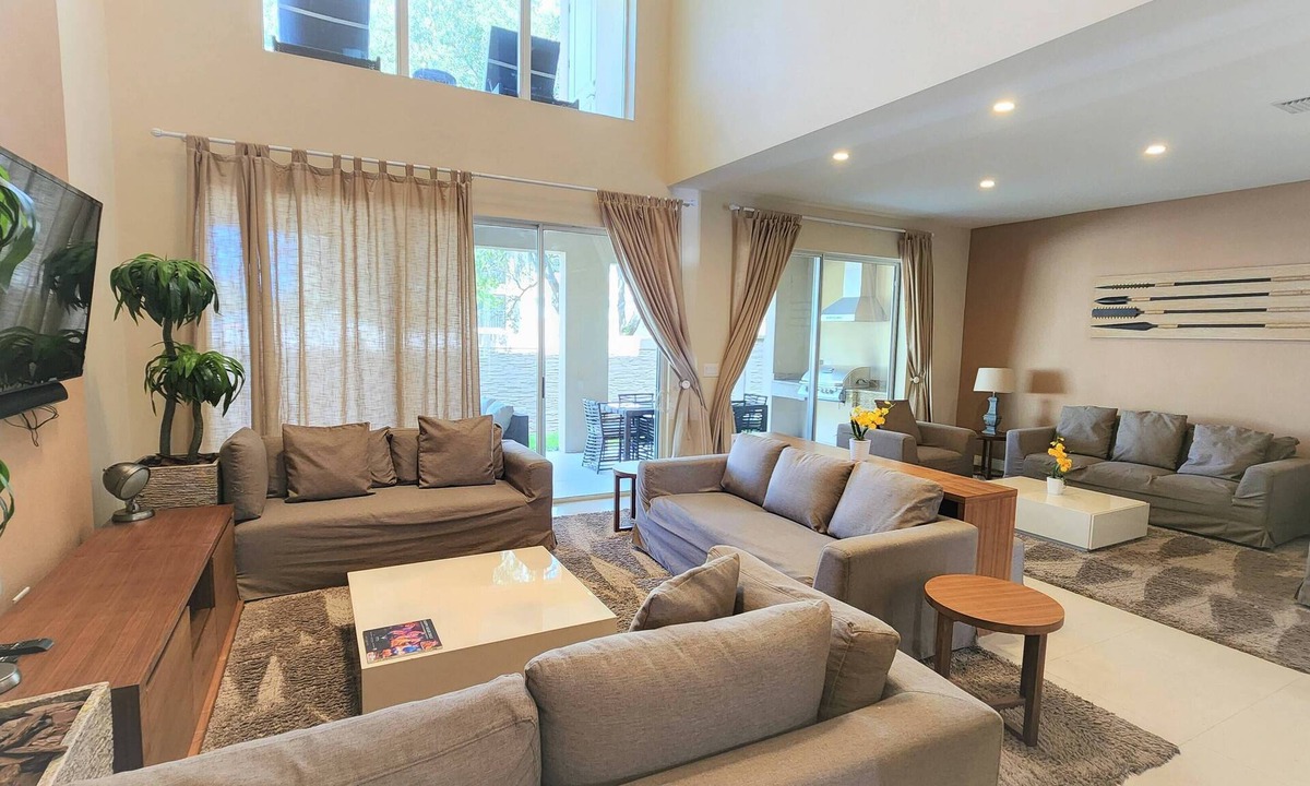 Florida Central Atlantic Coast House | 7639 Magic Village 6 guests 3 suites 8 min Disney