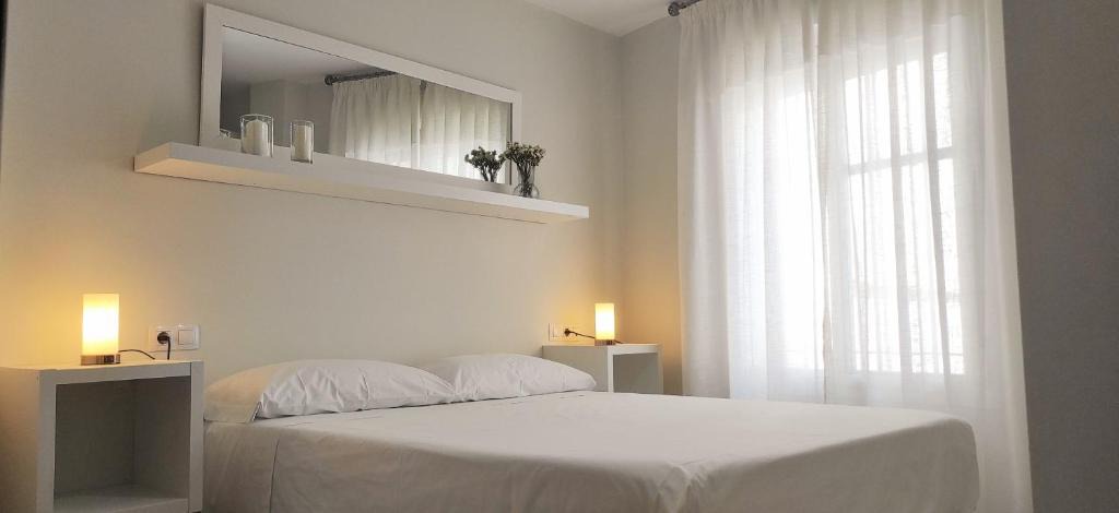 Distrito Centro Apartment | Accommodation Campanario de la Magdalena
