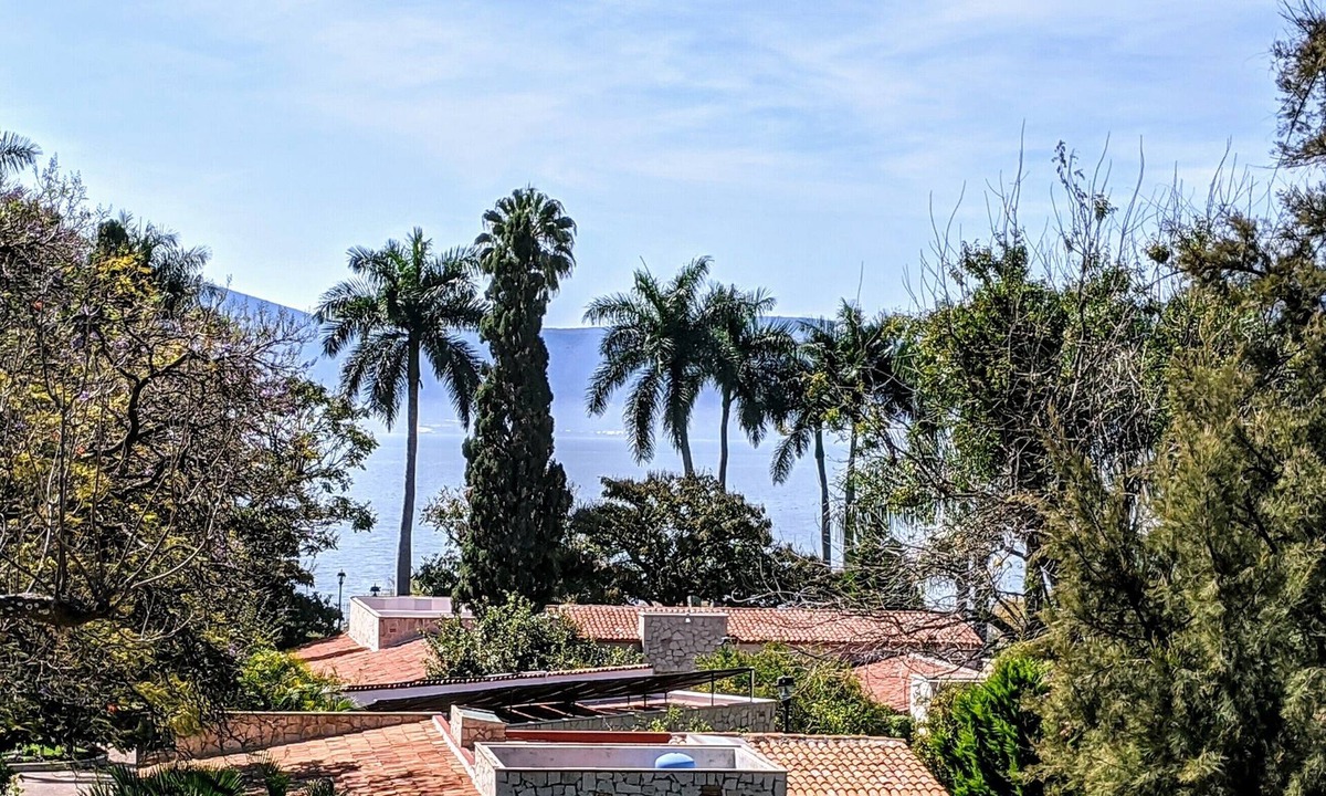 Ajijic House | Ajijic Lakeside: Location, Views, Charm, and Quiet: Case Felicidad Has It All