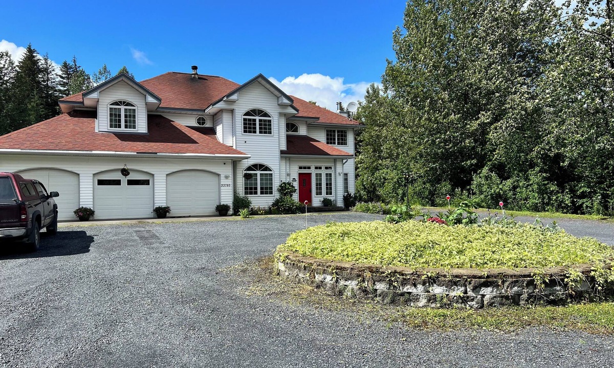 Bear Creek House | Alaska Bear Lodge LLC