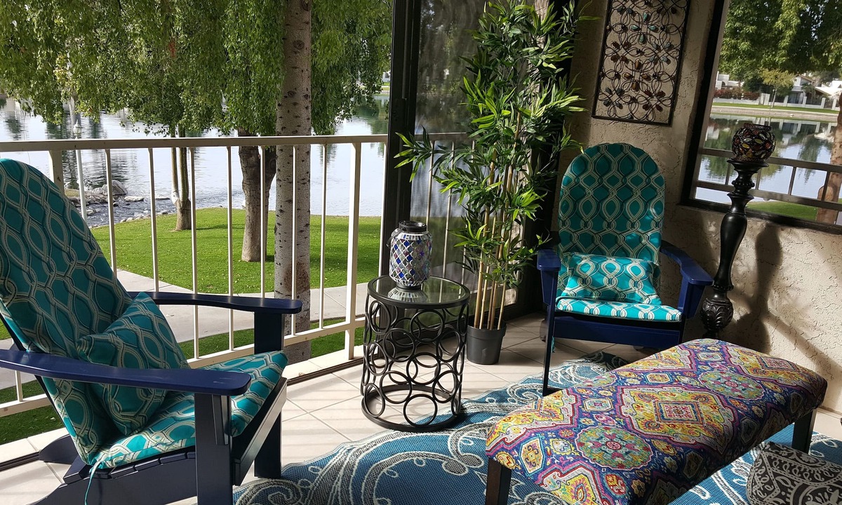 Desert Shores Condo | ALL REVIEWS are 5-STARS! Lakefront + HEATED pool + King & Queen beds