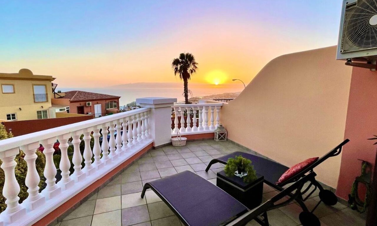 San Eugenio Apartment | Amazing Duplex with panoramic ocean views