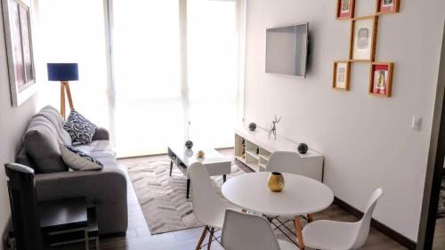 Anahuac Apartment | Amazing Hi-rise In Polanco, Pool, Hs Wi-fi, Hottub
