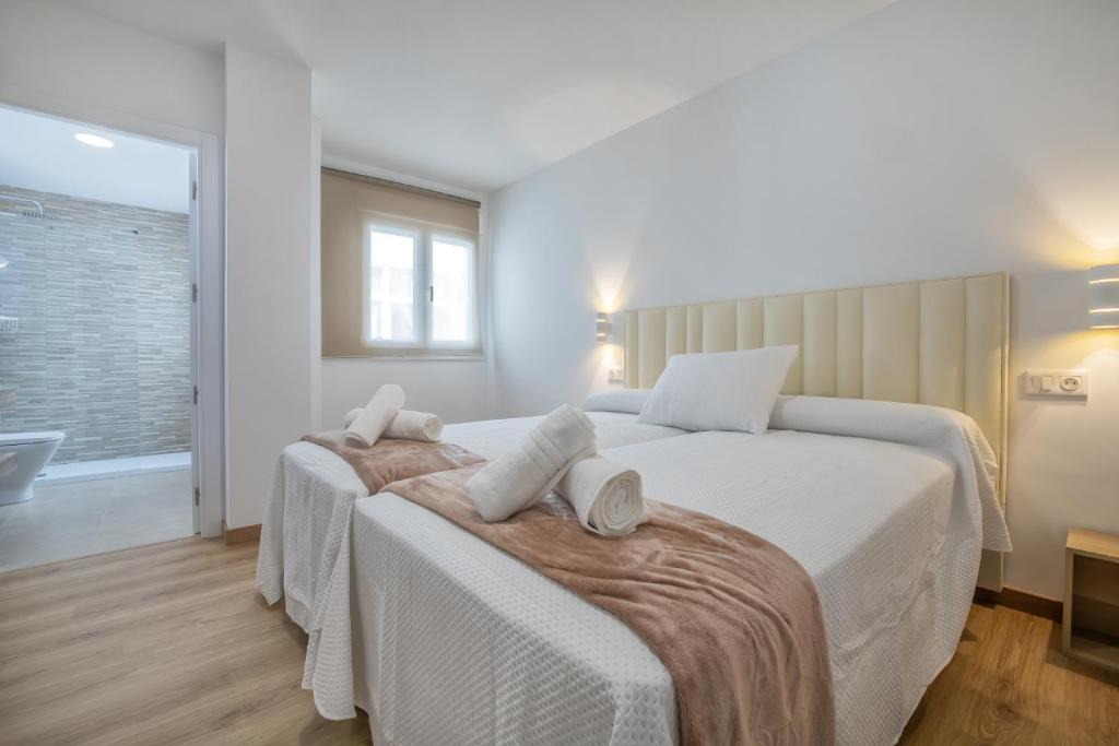 Santiago Apartment | Apartamento Vizconde de Miranda & Parking incluido & Casco histórico
