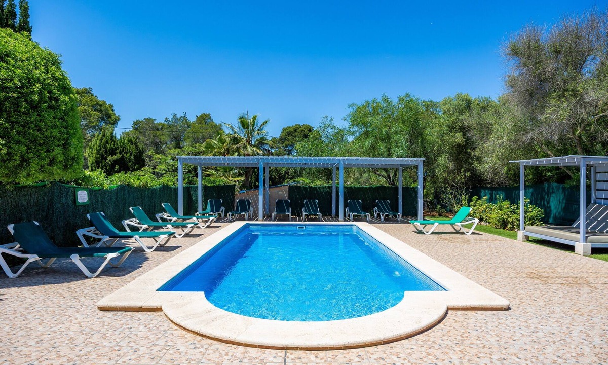 Cala Santany Apartment | Apartment 'Can Neo' with Sea View, Wi-Fi and Air Conditioning