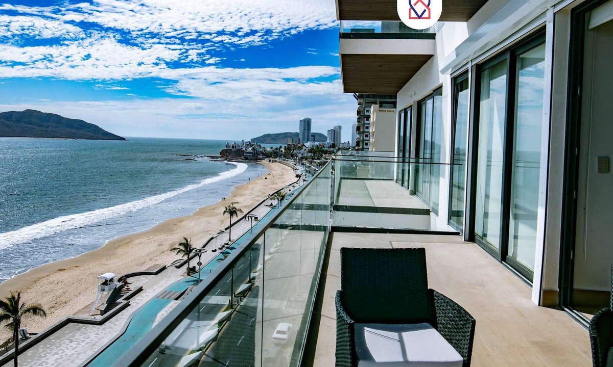 Mazatlan Apartment | Apartment on the Malecon 2 BR Ocean View