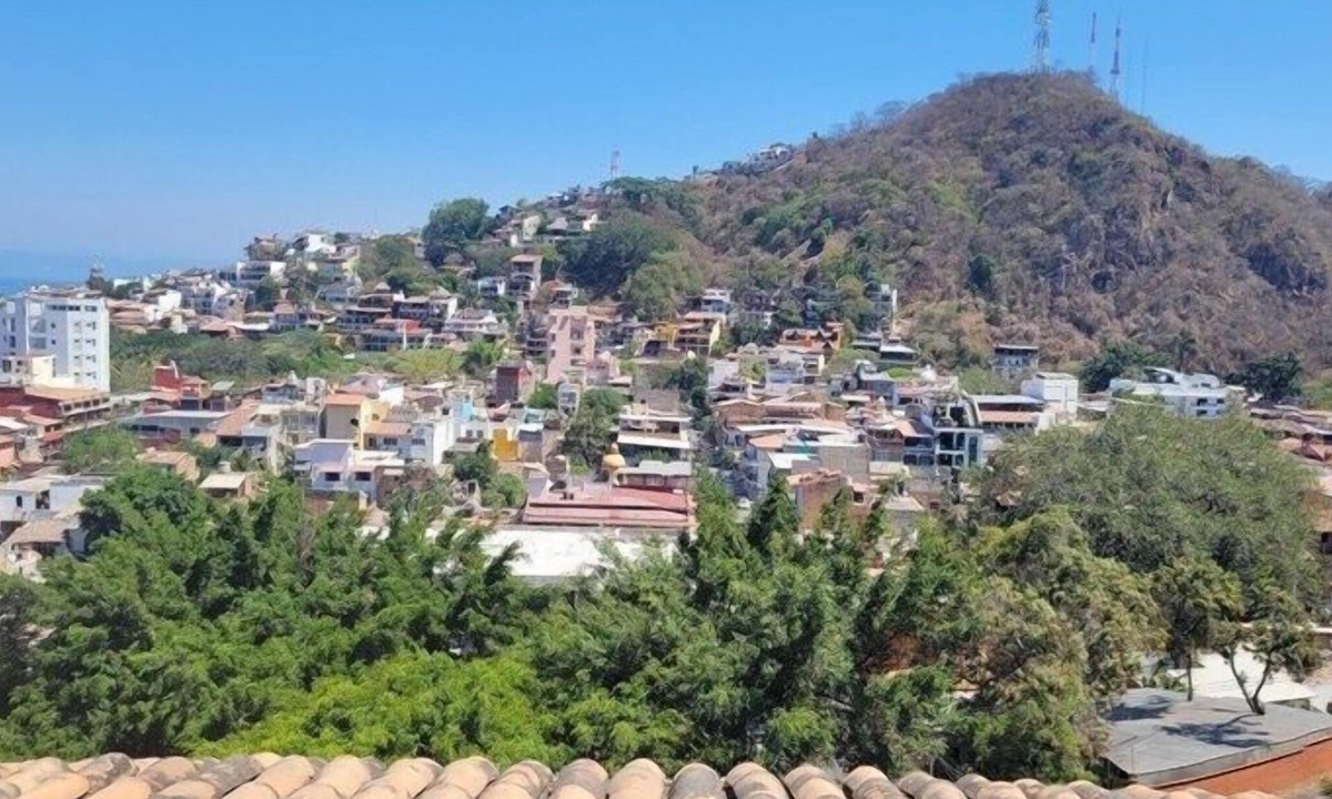 Emiliano Zapata Apartment | Authentic Condo - Zona Romantica