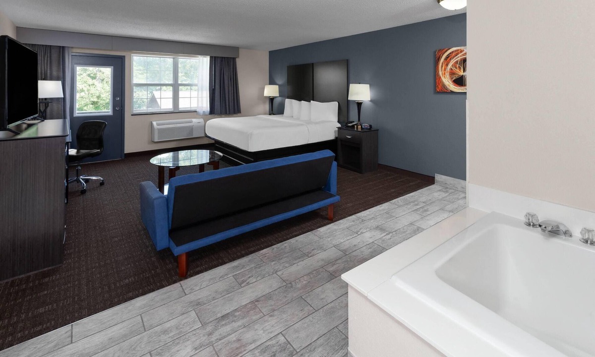 Chester Hotel | Baymont by Wyndham Chester IL