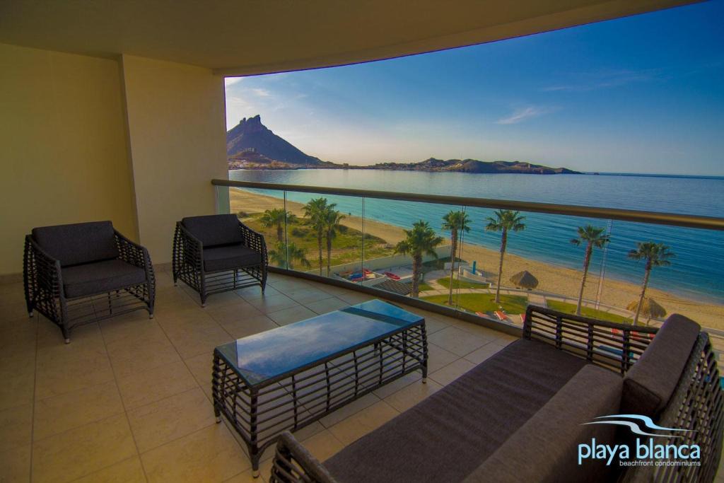 San Carlos Apartment | Beach and Ocean View Playa Blanca Condo