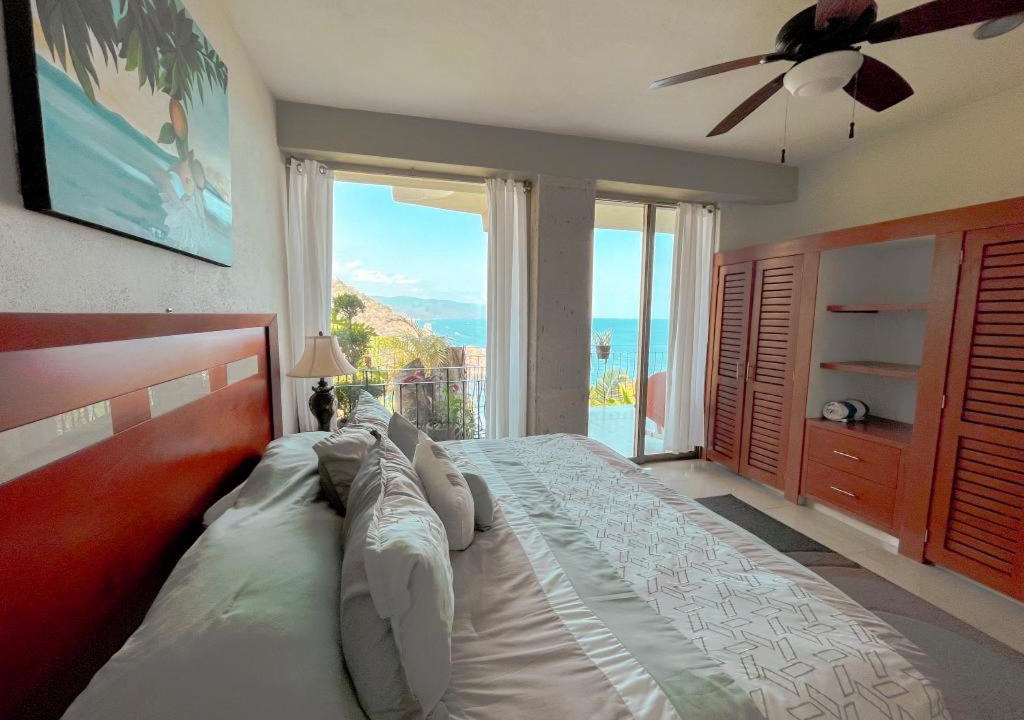 South Shore Hotel Area Apartment | Beach View Villas Altas Mismaloya #B1