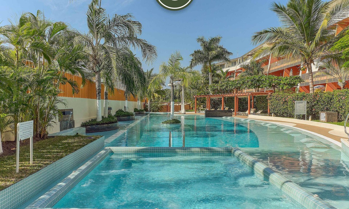 La Puntilla Apartment | Beautiful 2 BR Condo - Near the Beach - Pool