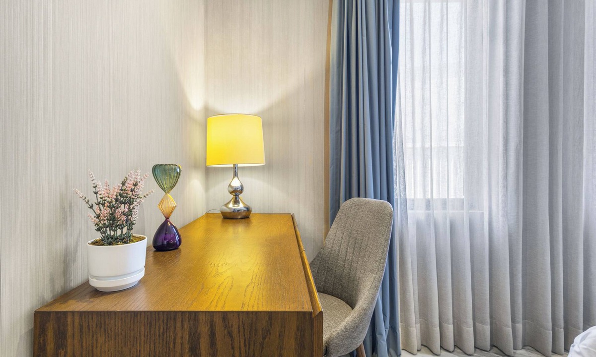 El Medano Ejidal Apartment | Beautiful Condo Near Beach with FAST WiFi and AC in DownTown Cabo San Lucas