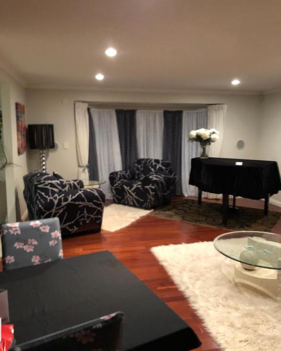 Somerville Villa | Beautiful Luxurious Large Home