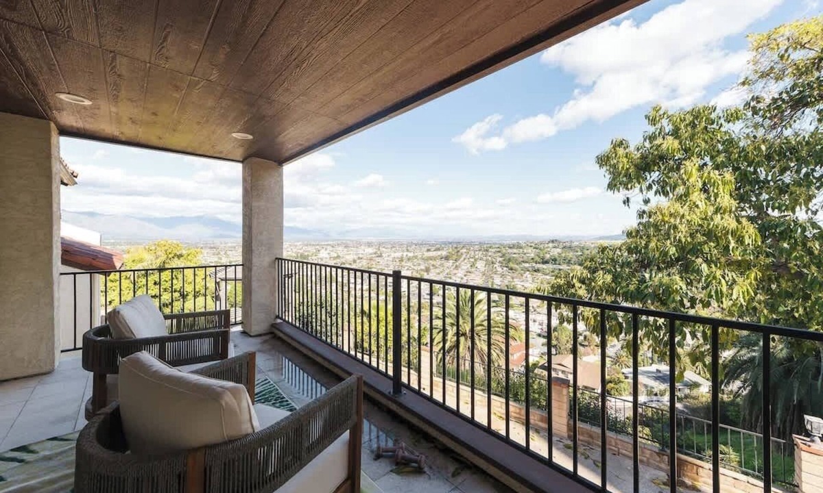 Monterey Park House | Beautiful Monterey Park Home W/View+Backyard+BBQ