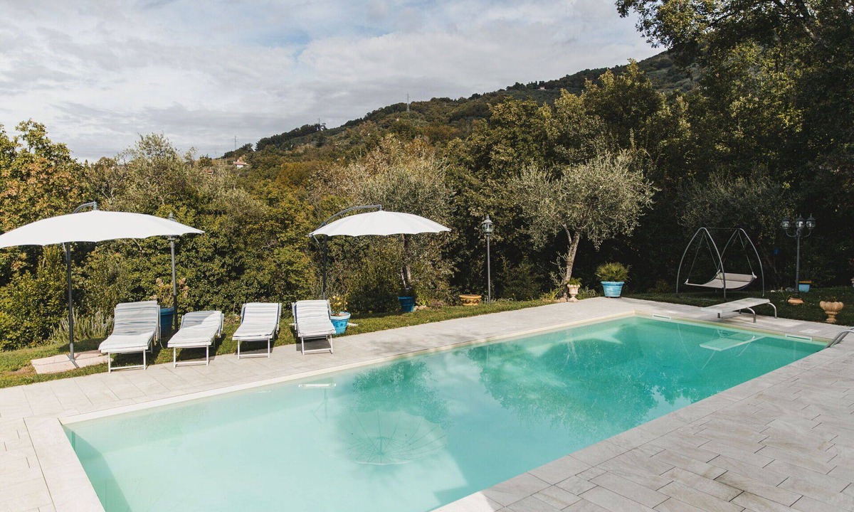 Castelnuovo Magra Villa | Beautiful private villa for 12 guests with WIFI, A/C, private pool, TV, patio and panoramic view