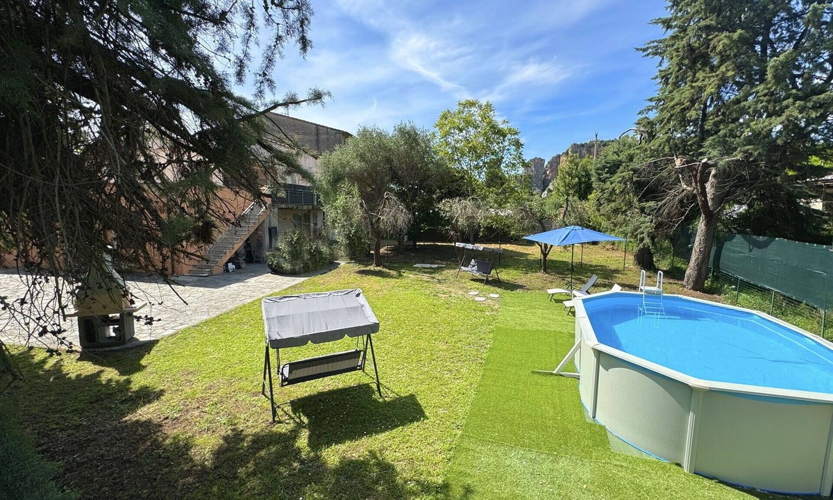 Vecchiano Villa | Beautiful private villa for 3 guests with WIFI, A/C, private pool, close to Pisa