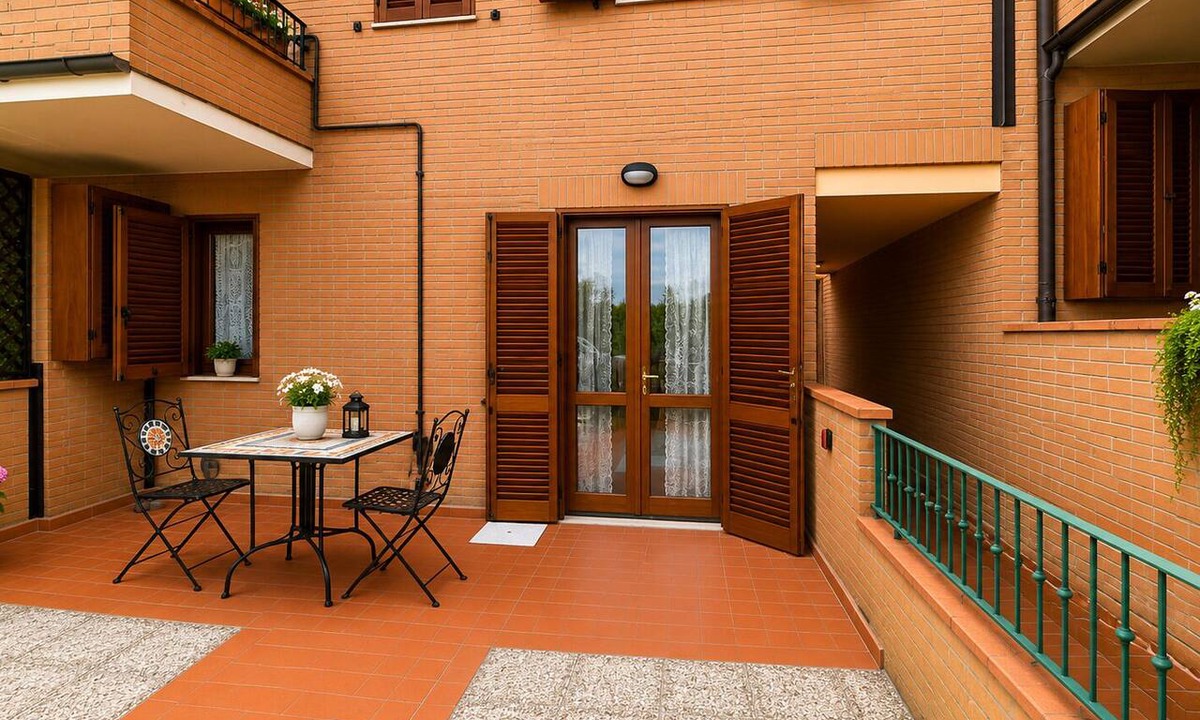 Sovicille Apartment | Belvedere Nada