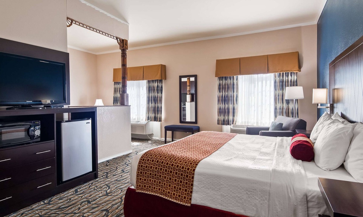 Spring Hill Hotel | Best Western Spring Hill Inn & Suites