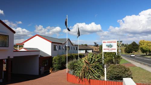 Pukekohe Hotel | Bk's Counties Motor Lodge