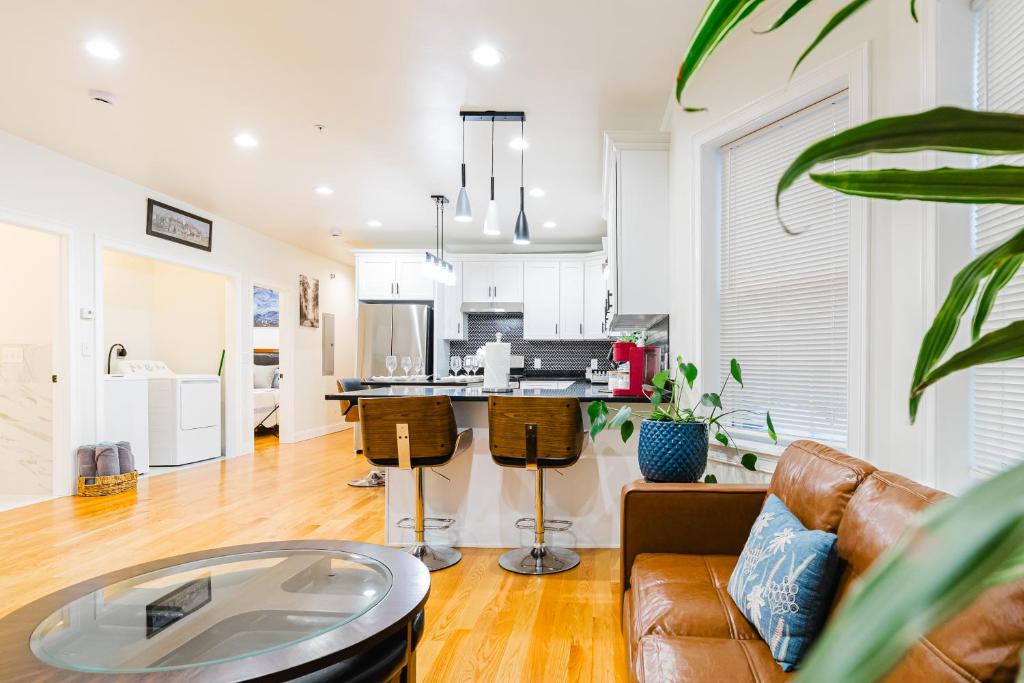 Worcester Apartment | Breezy 4BR Worcester Haven - Near Parks - Ideal Summer Getaway 16-3