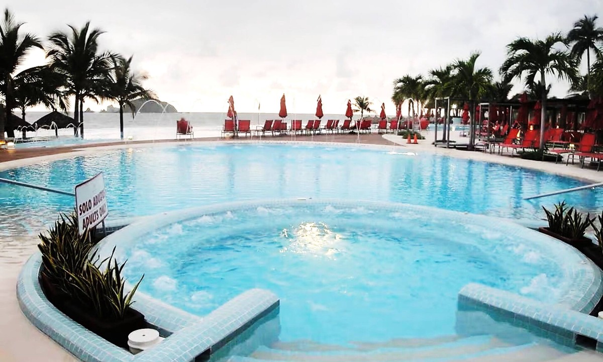 Ixtapa Apartment | BVG Marina 1004S Luxury Oceanfront Condo 2BR/2BA Direct Beach Acces