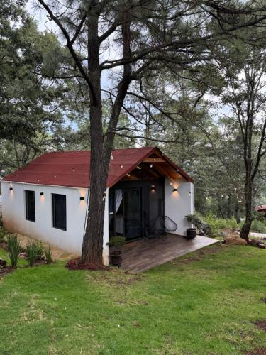 Mazamitla Ski Chalet | Cabaña Romántica con Tina para Parejas