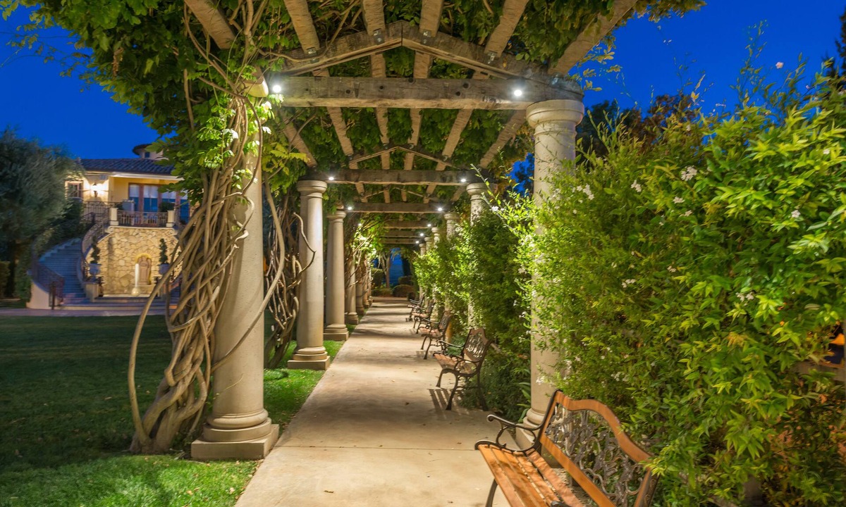 Paso Robles Bed & Breakfast | CaliPaso Winery