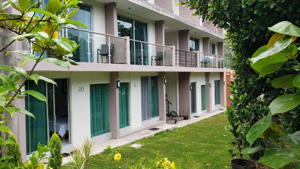 La Laguna Hotel | CaLu Hotel en La Laguna, Santa María del Oro
