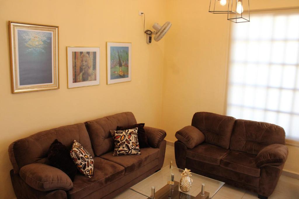 Centro House | Casa 3 Torres, Calle 76.
