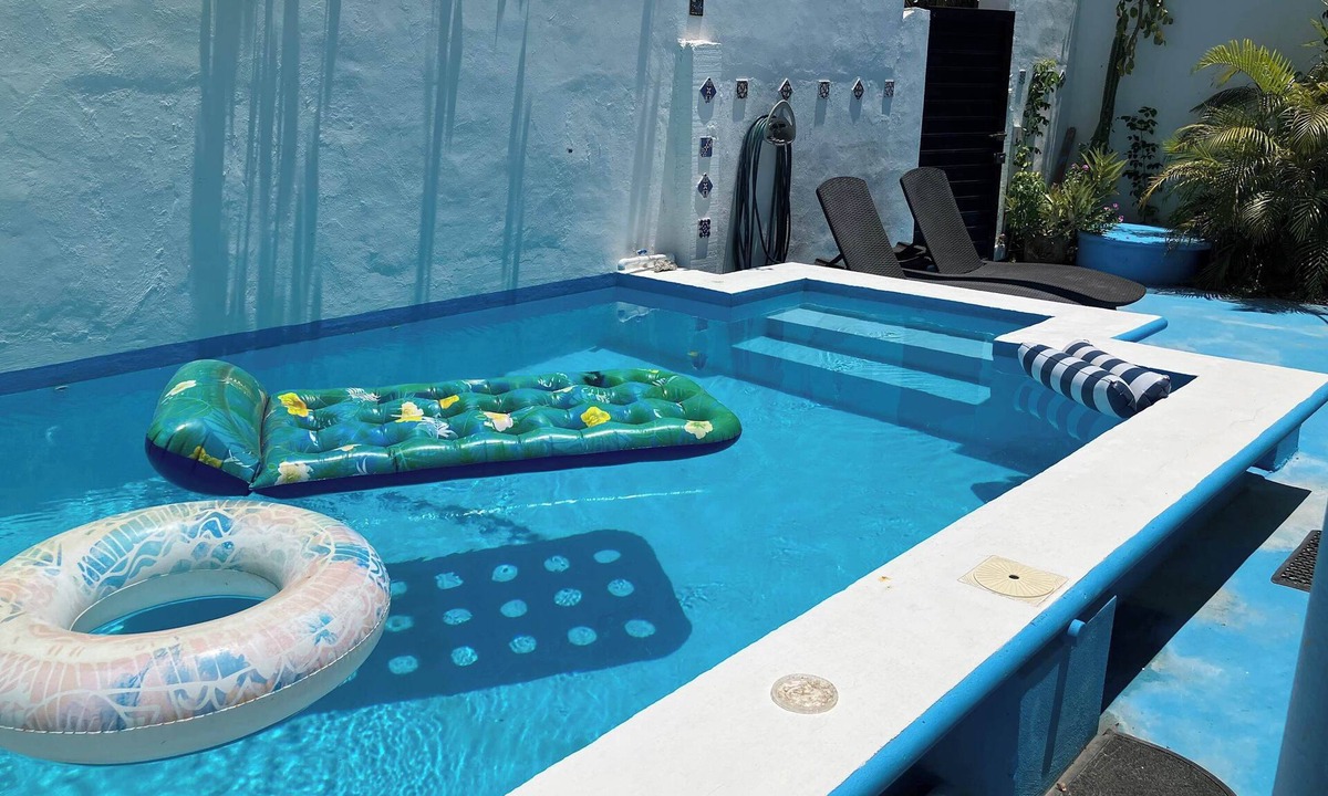 Chelem House | Casa Azul Summary: Su