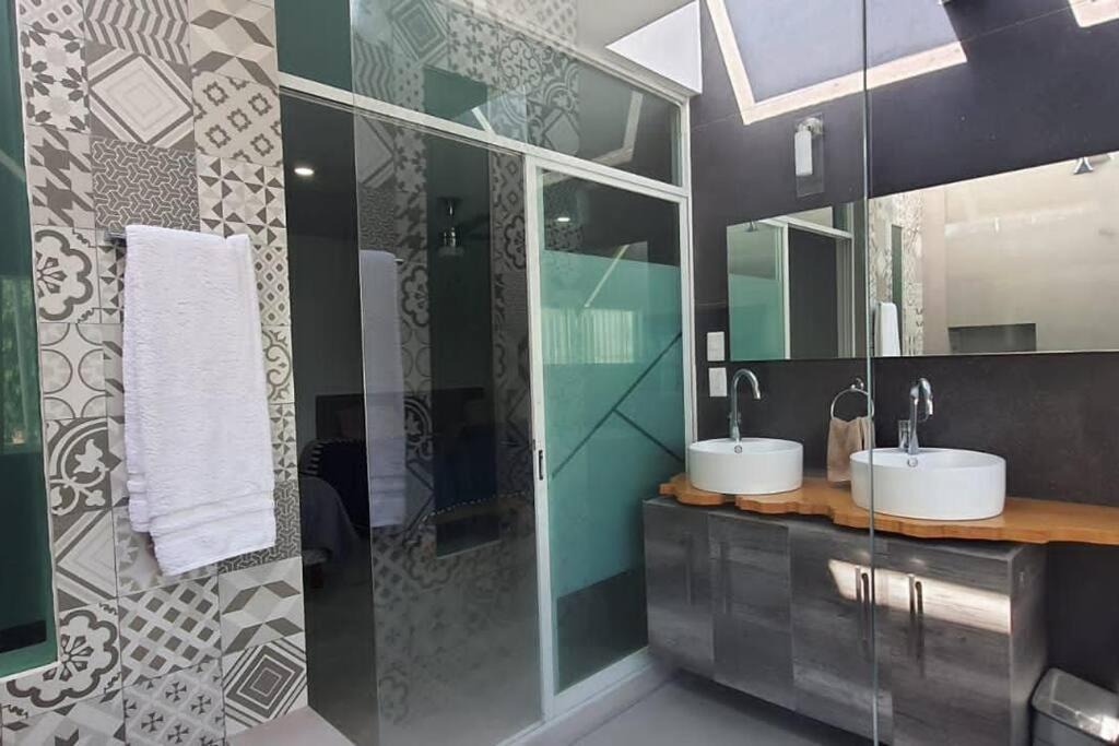 San Luis Potosi House | Casa Blanca